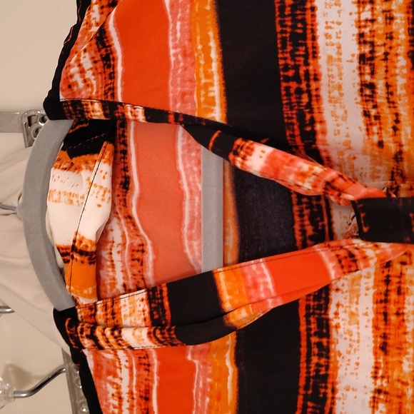 Calvin Klein Stripes &Tie. Classy & Tailed  Business casual, professional events - Picture 4 of 7